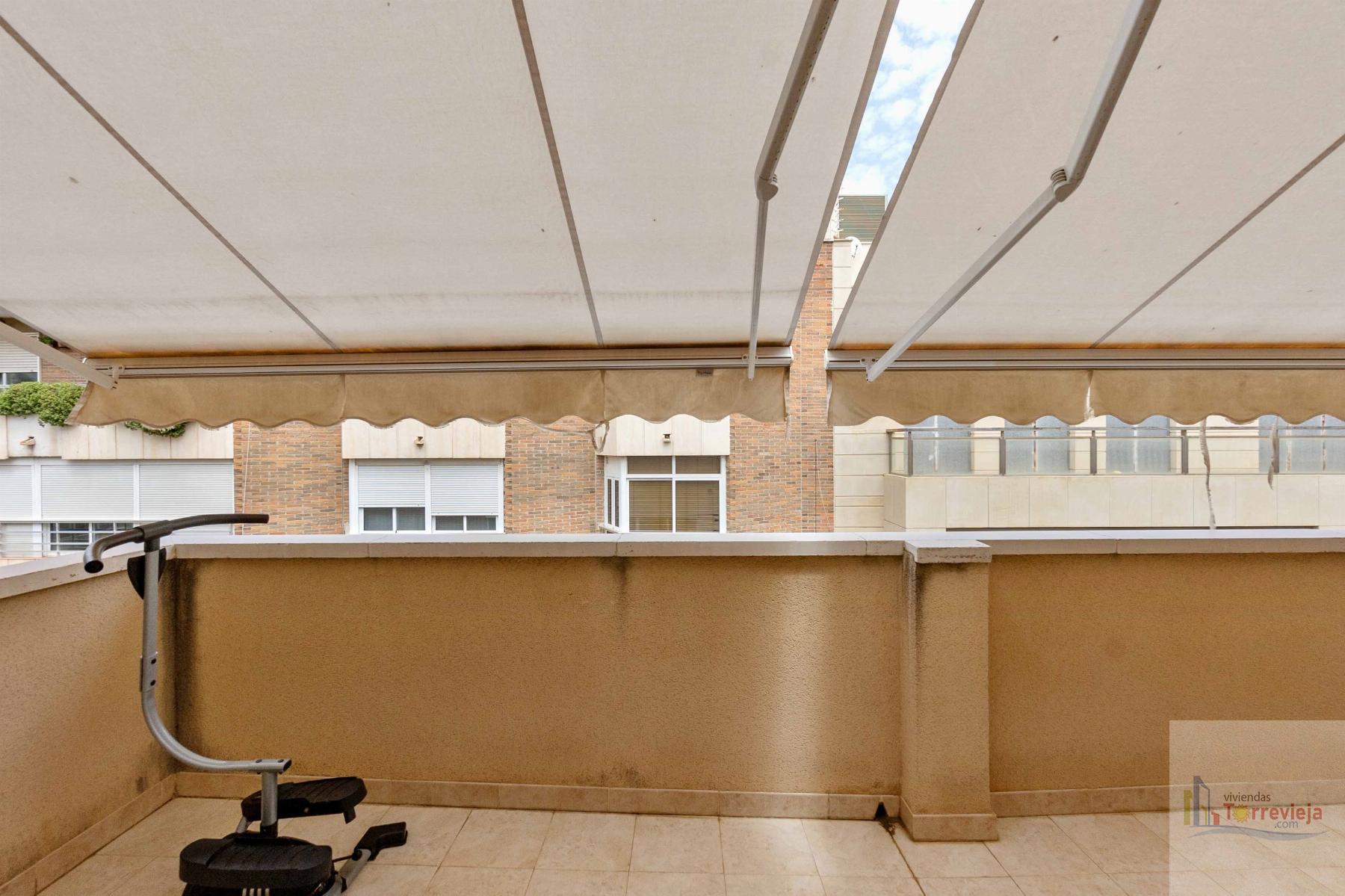 For sale of penthouse in Torrevieja