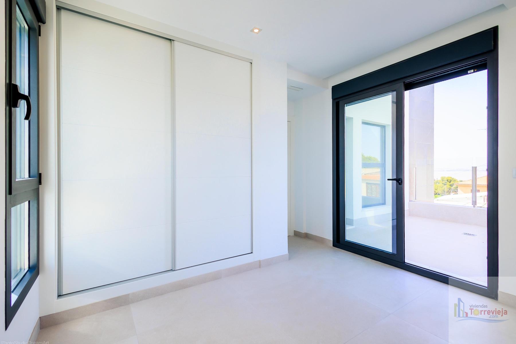 For sale of villa in Torrevieja