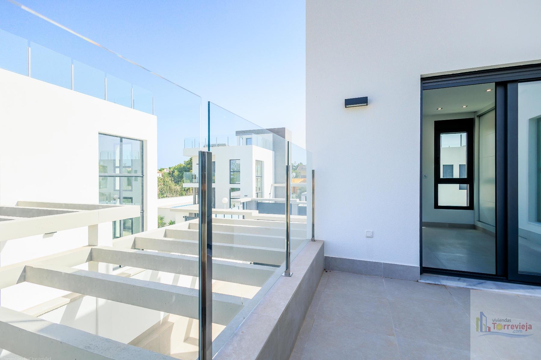 For sale of villa in Torrevieja