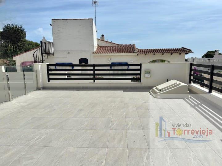 For sale of villa in Torrevieja