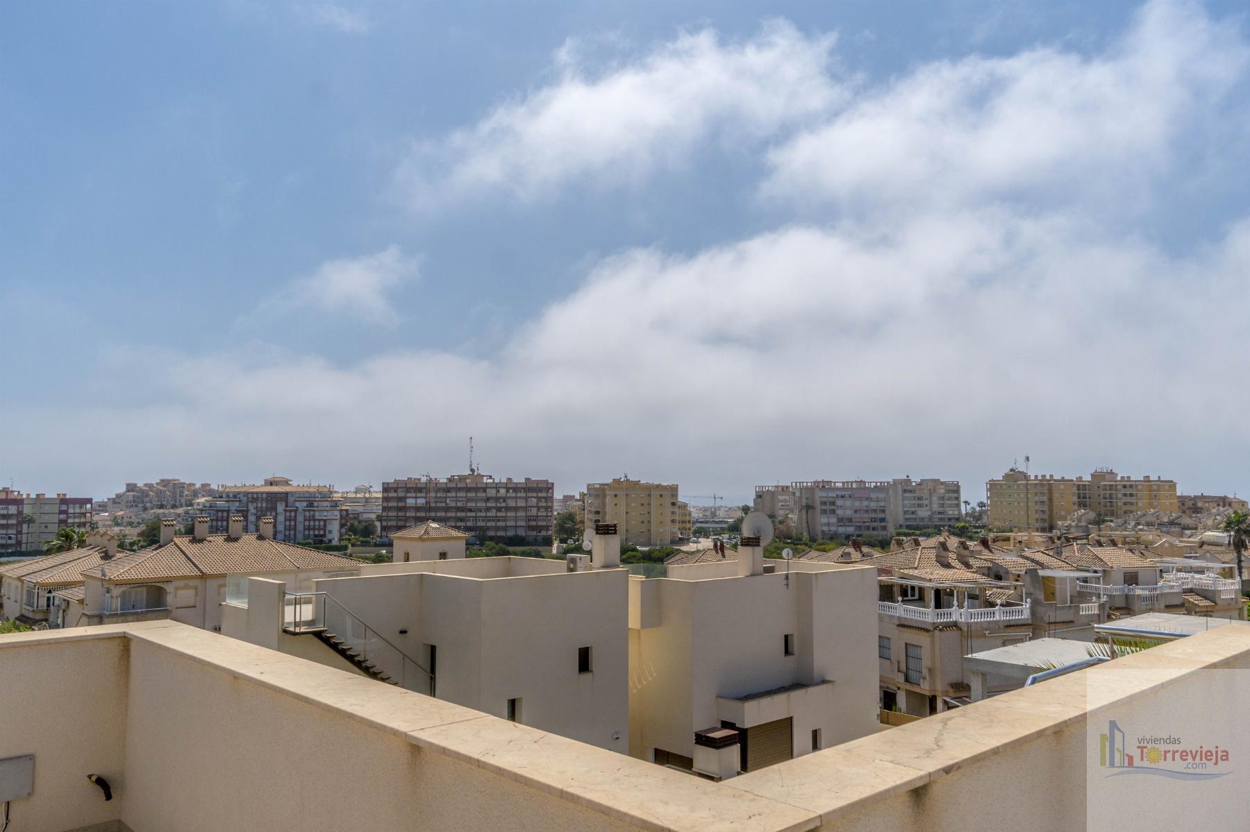For sale of villa in Torrevieja