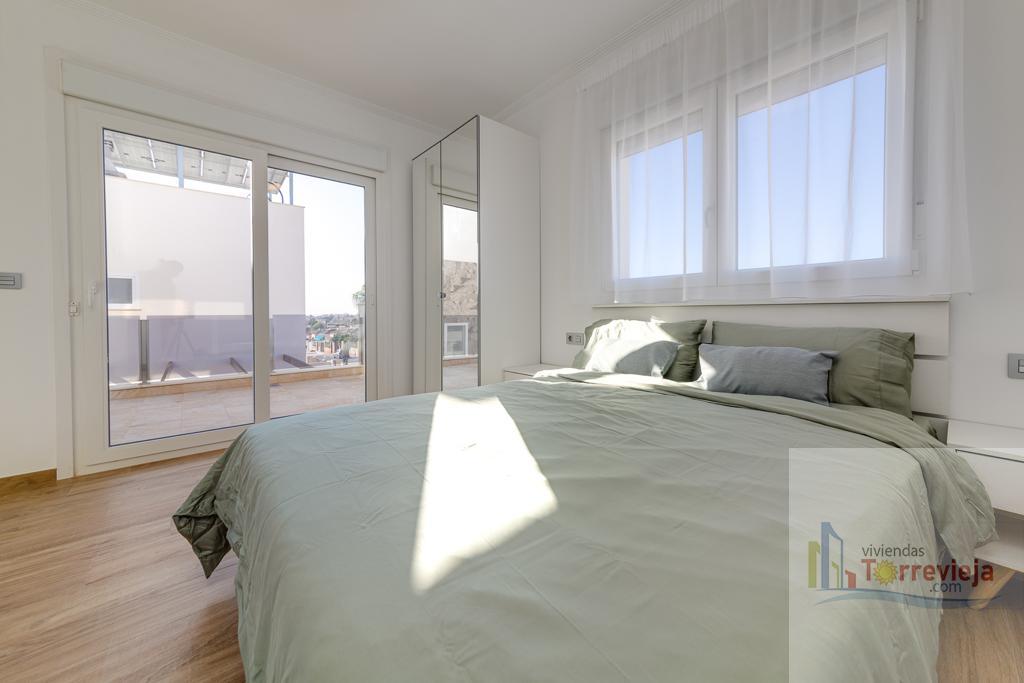 For sale of villa in Torrevieja
