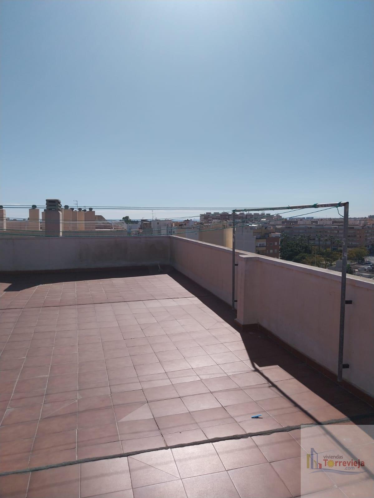 For sale of penthouse in Torrevieja