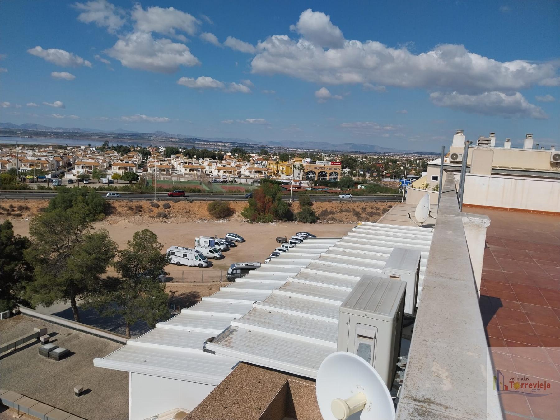 For sale of penthouse in Torrevieja