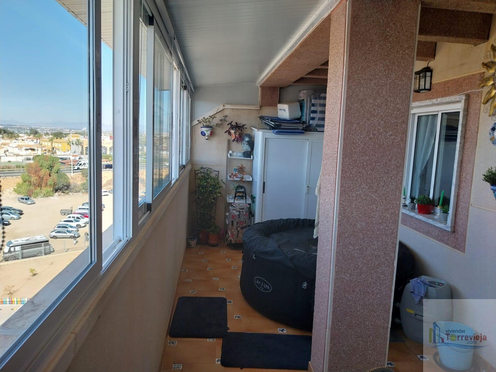 For sale of penthouse in Torrevieja