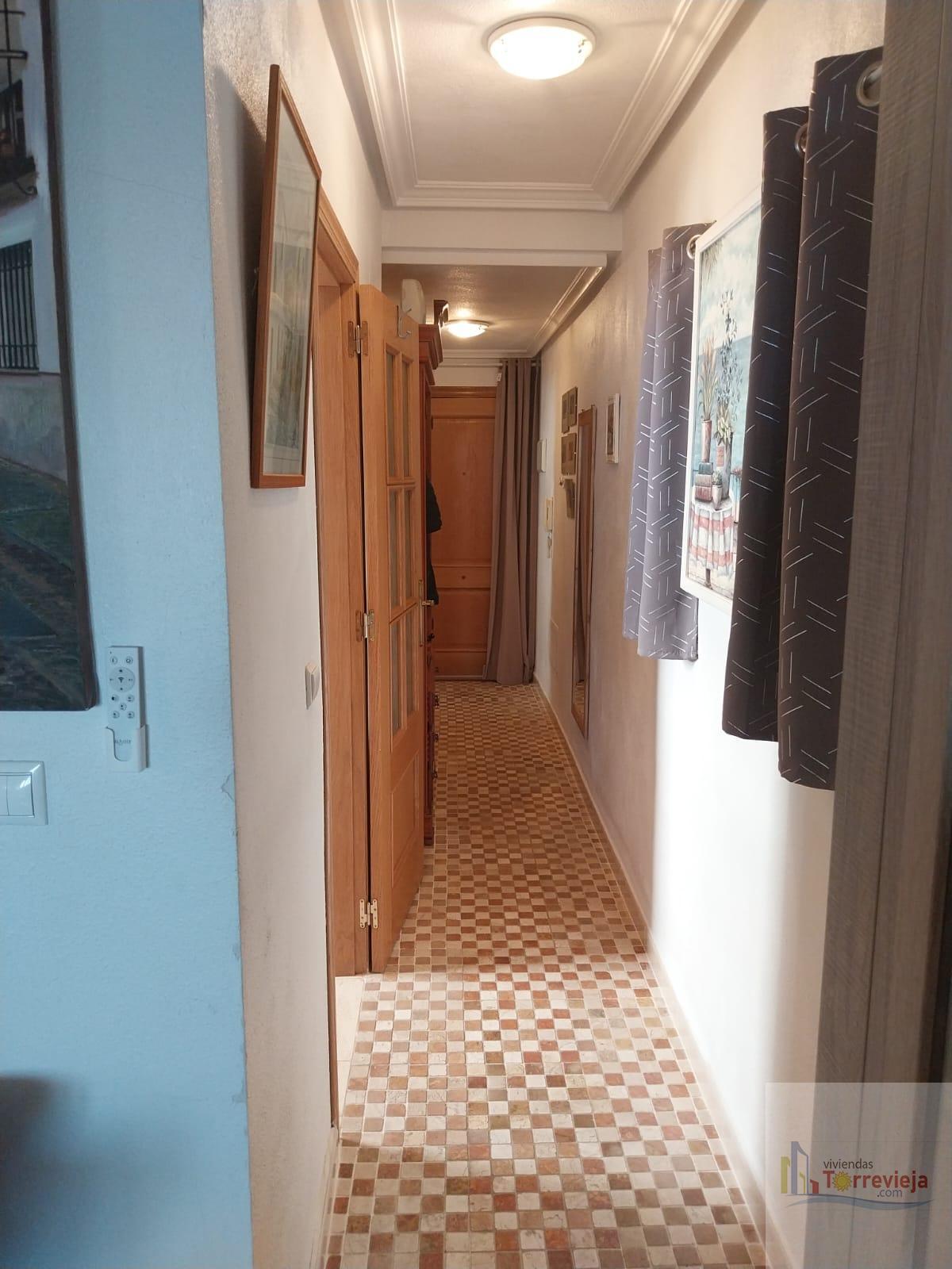 For sale of penthouse in Torrevieja