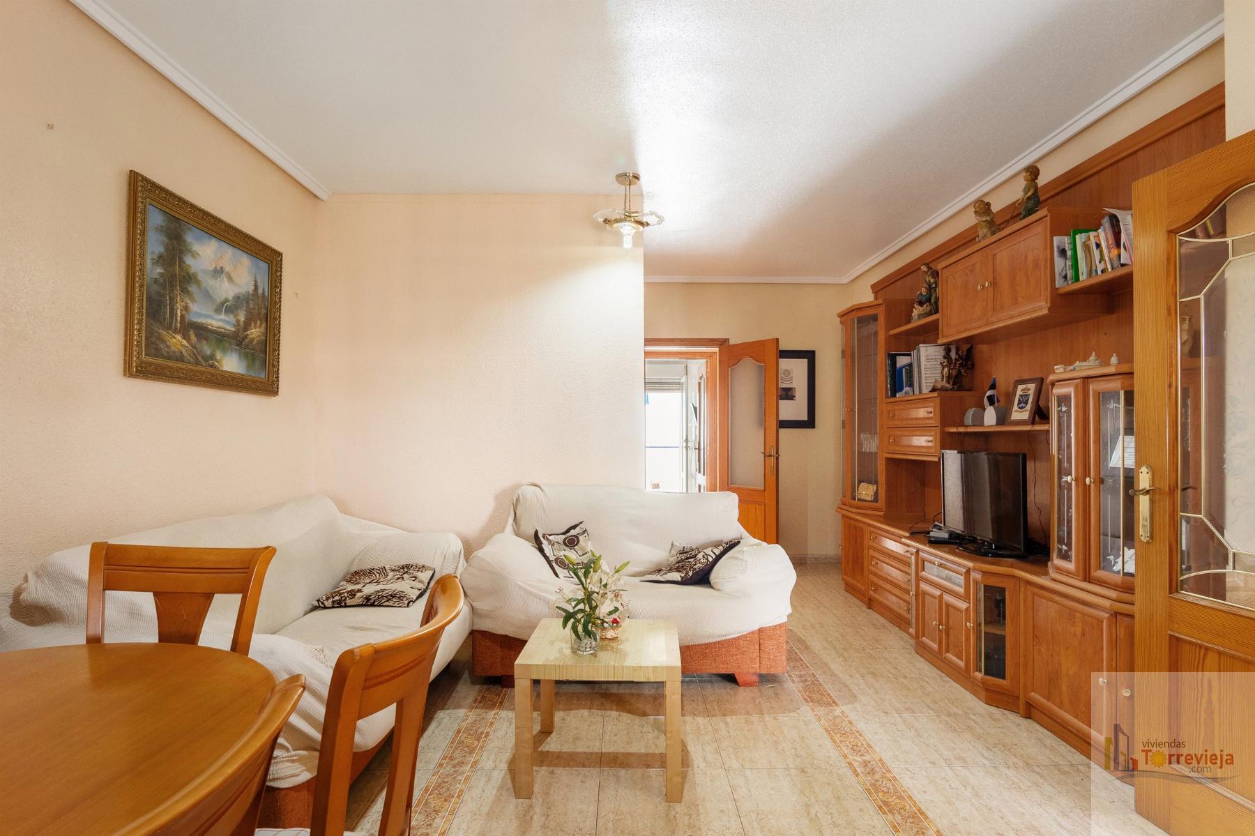 For sale of chalet in Benijófar