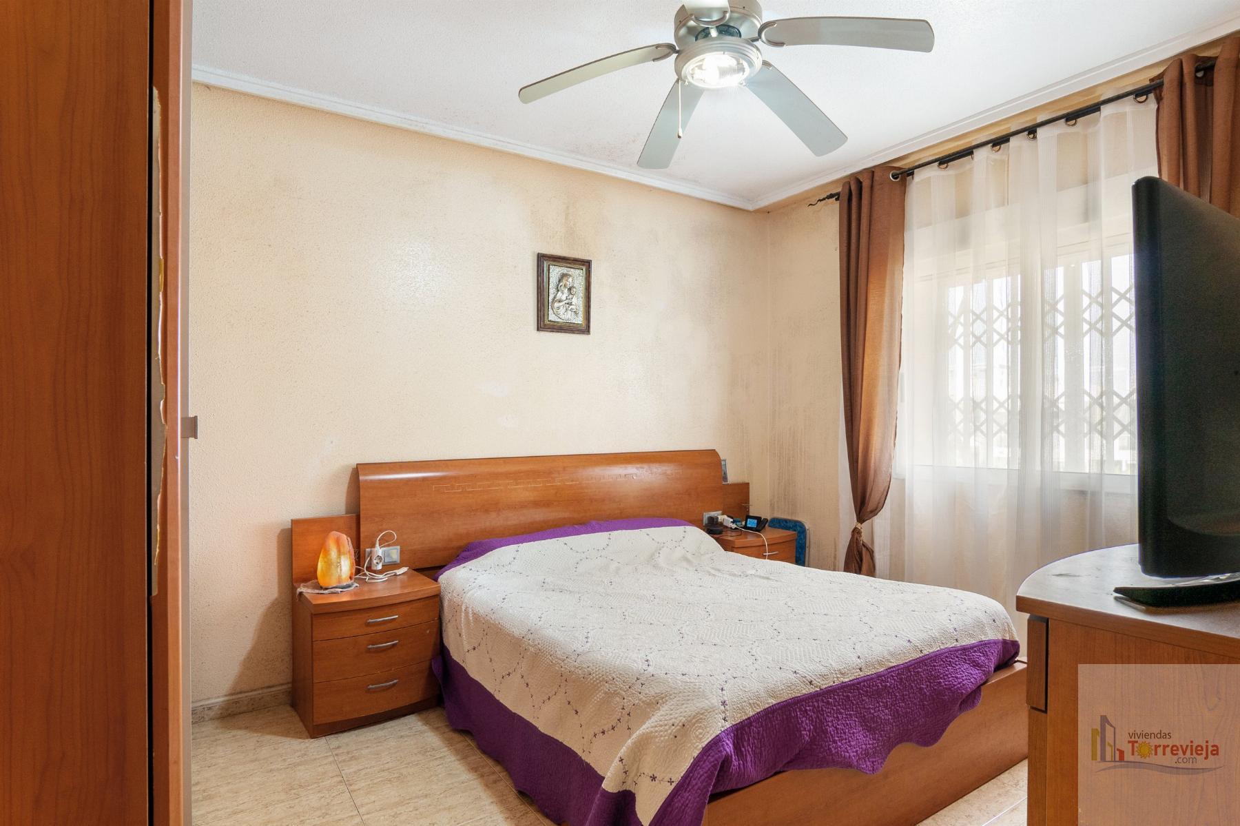 For sale of chalet in Benijófar