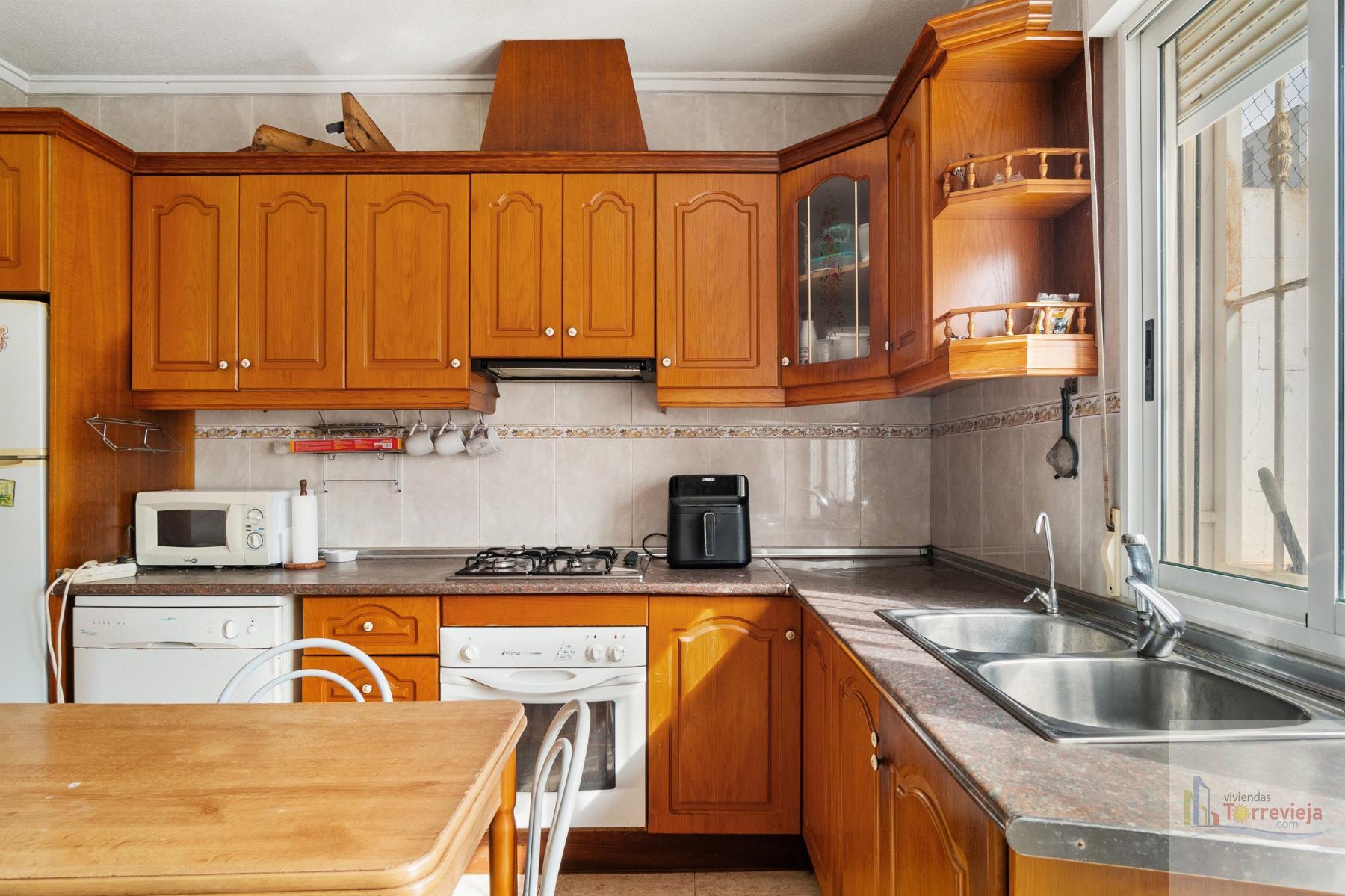 For sale of chalet in Benijófar