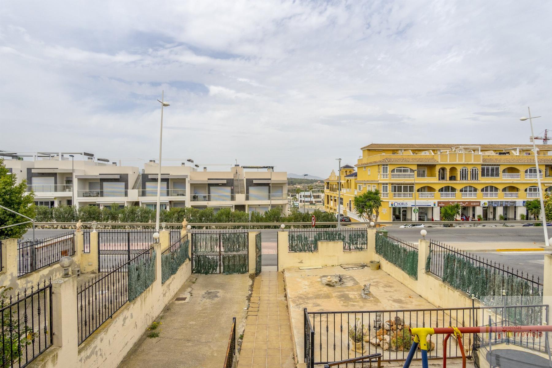 For sale of chalet in Benijófar
