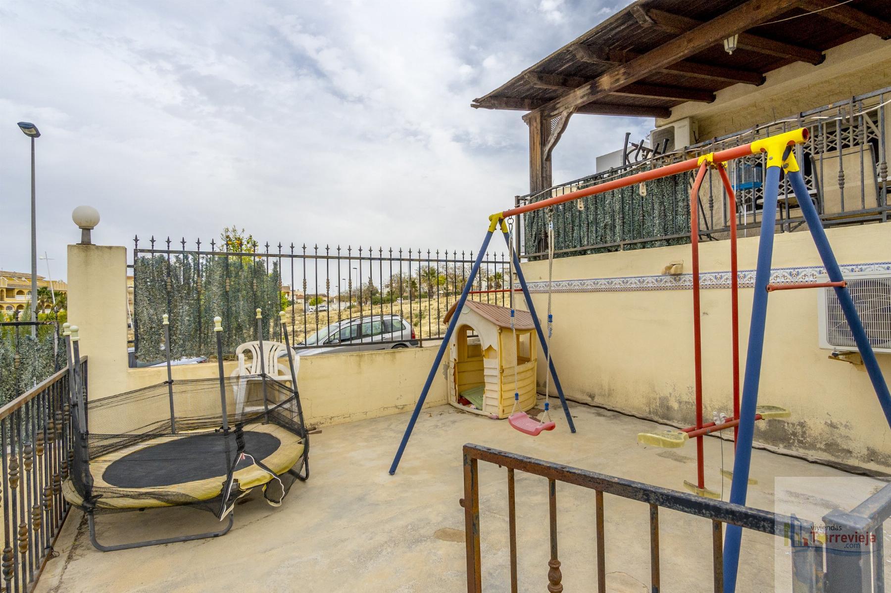 For sale of chalet in Benijófar