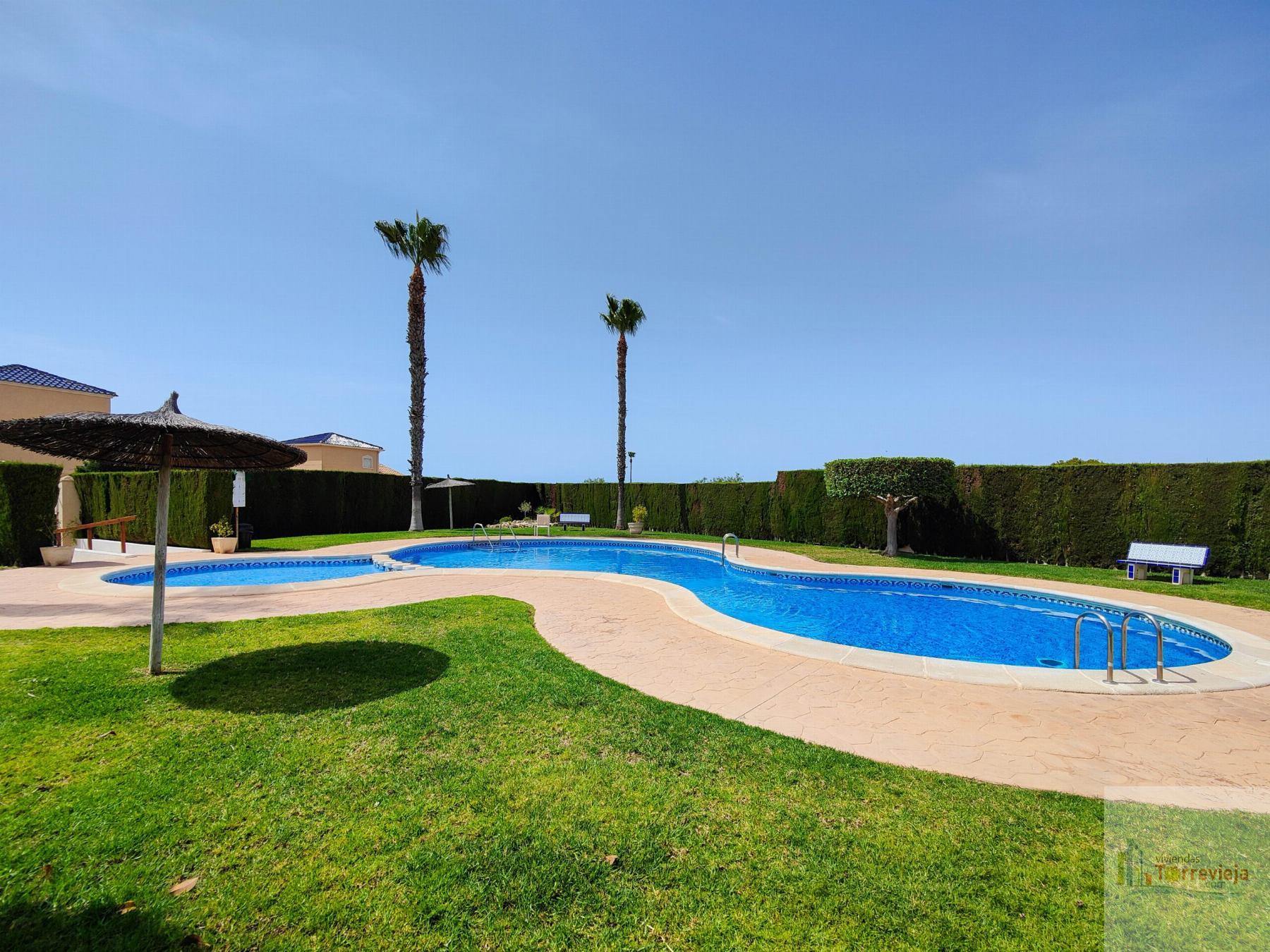 For sale of chalet in Torrevieja
