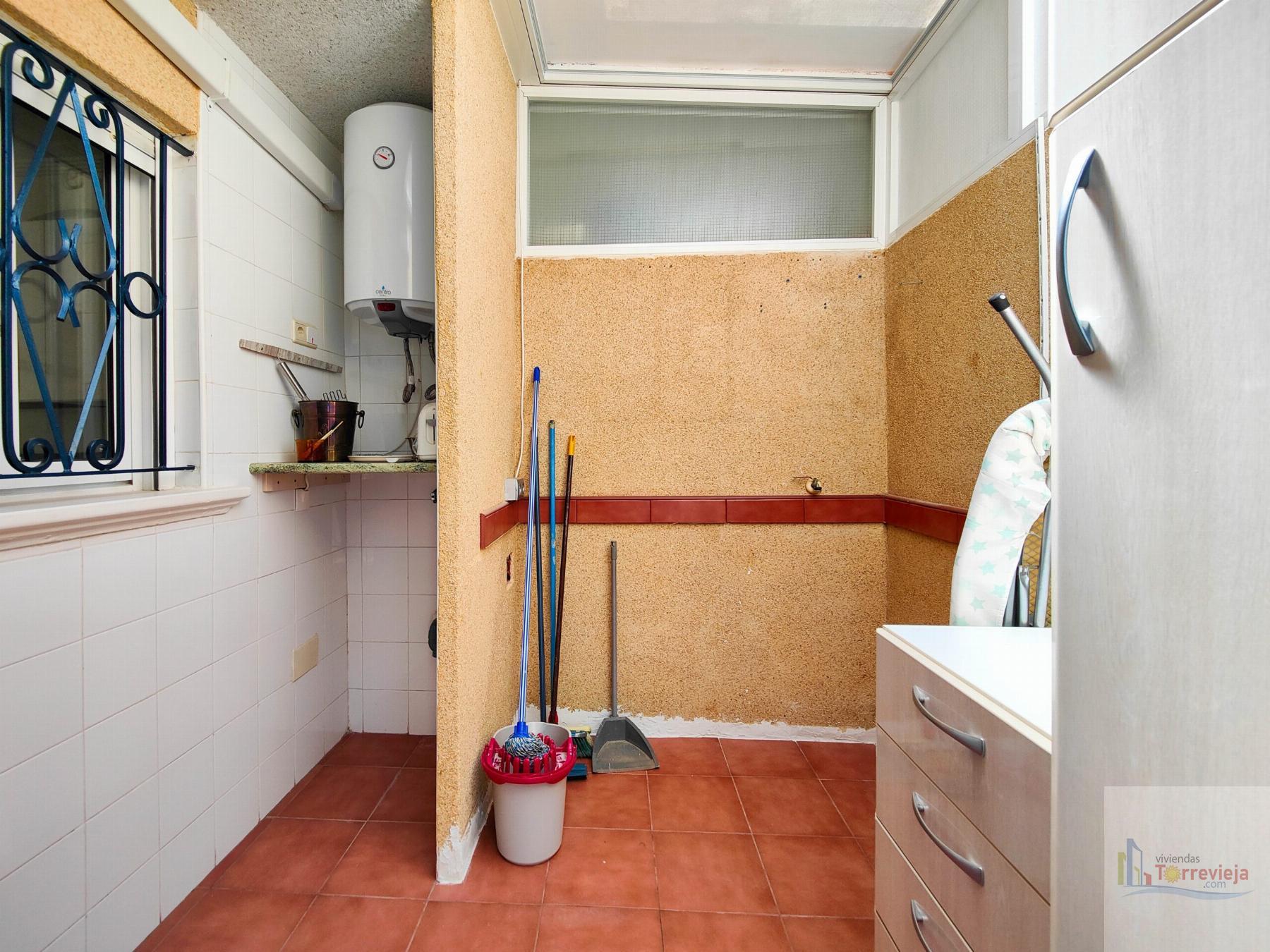 For sale of chalet in Torrevieja