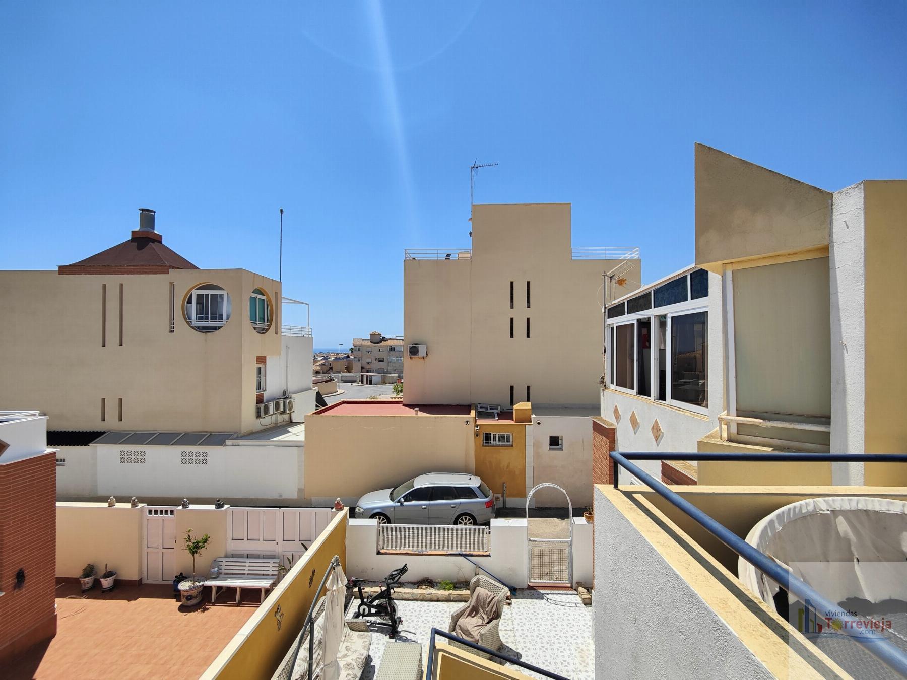 For sale of chalet in Torrevieja