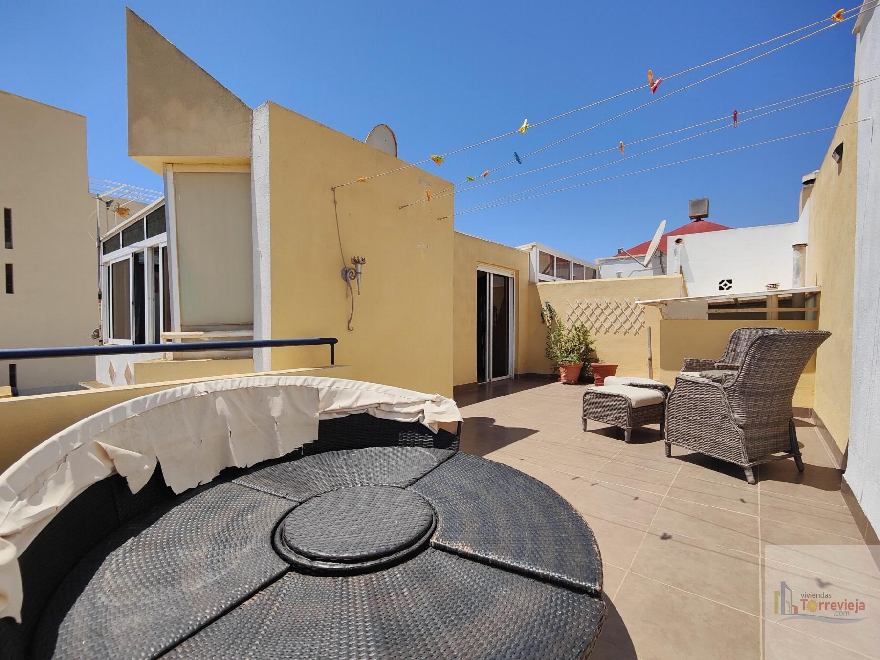 For sale of chalet in Torrevieja
