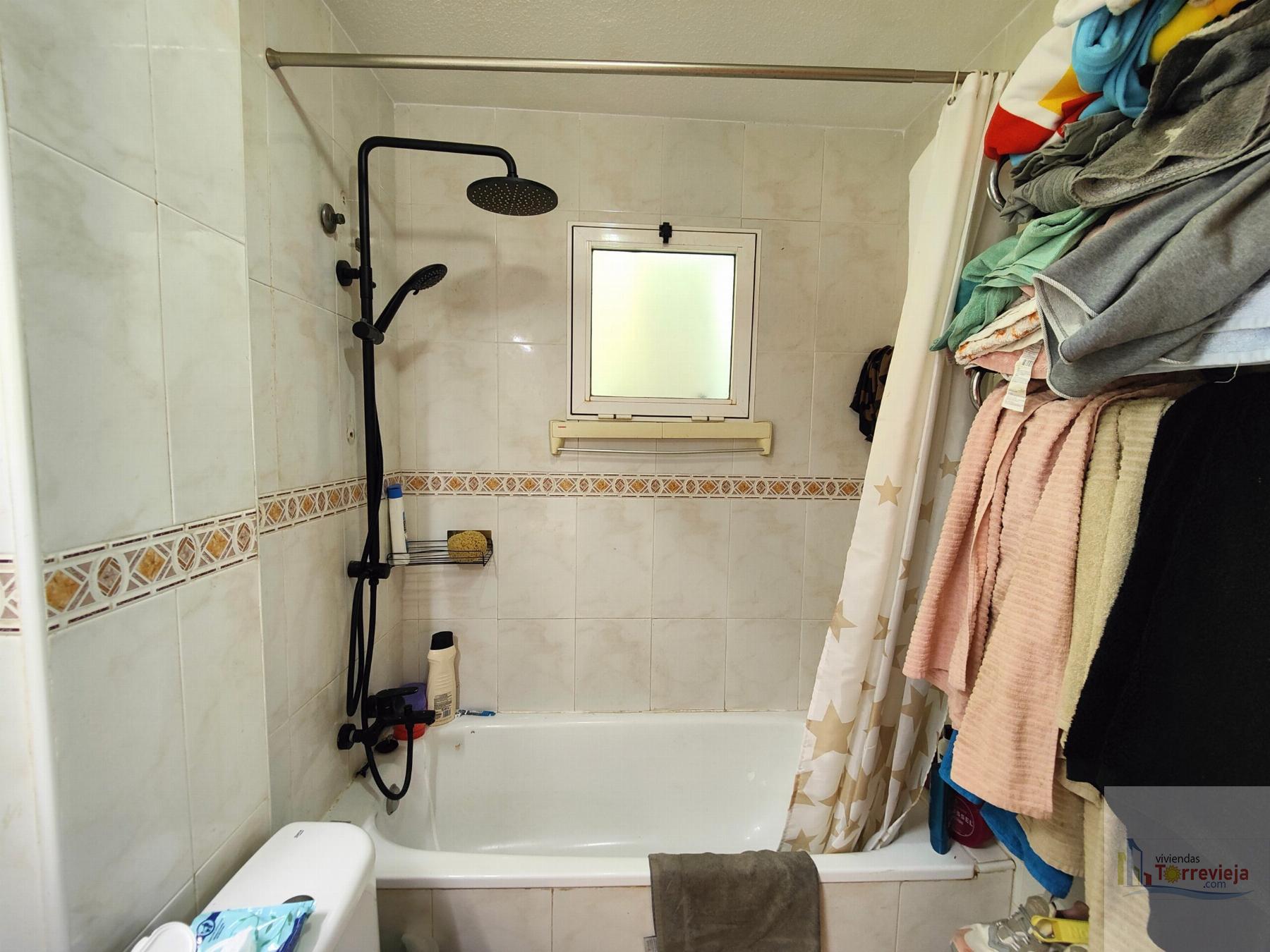 For sale of chalet in Torrevieja
