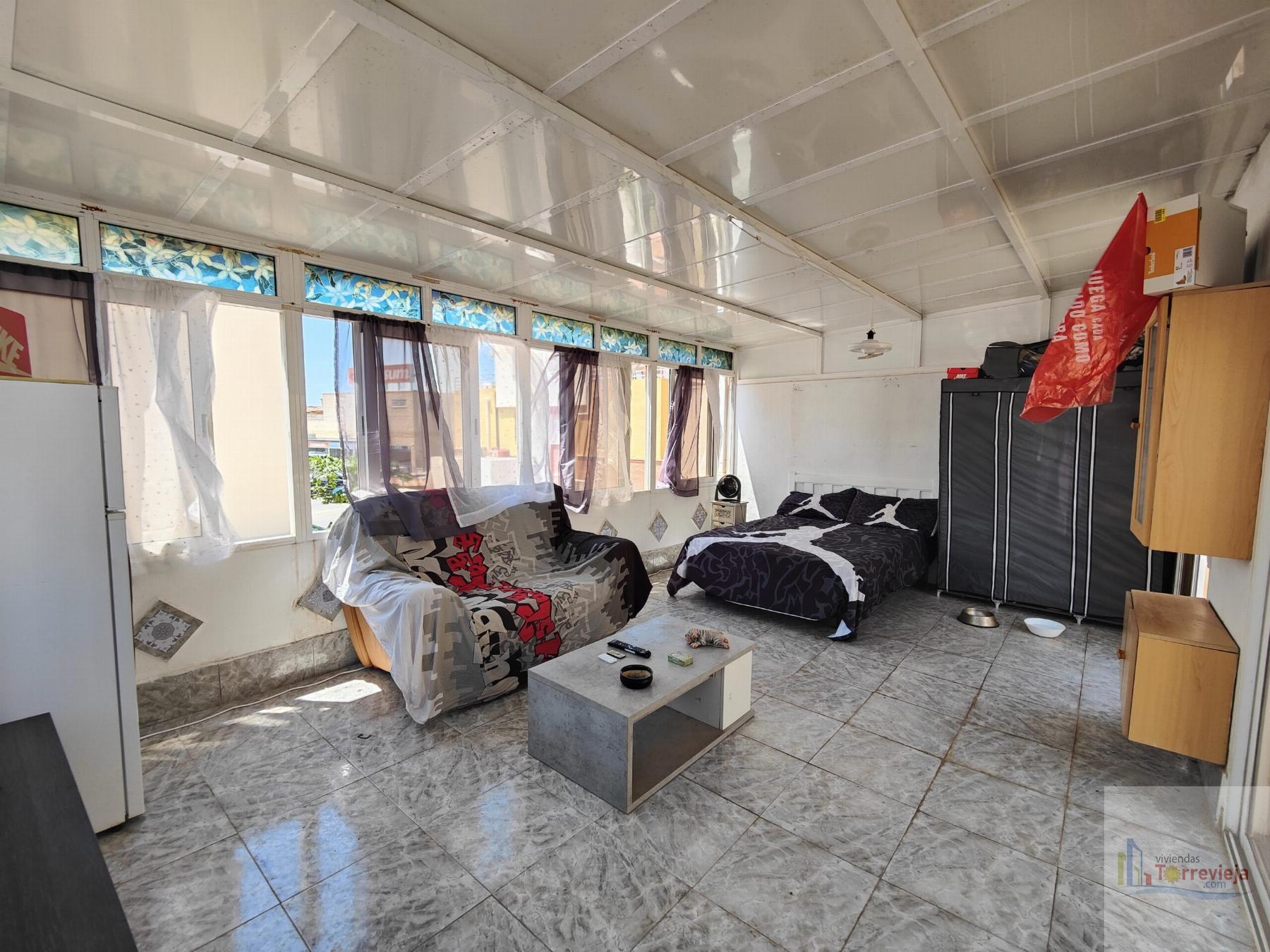 For sale of chalet in Torrevieja