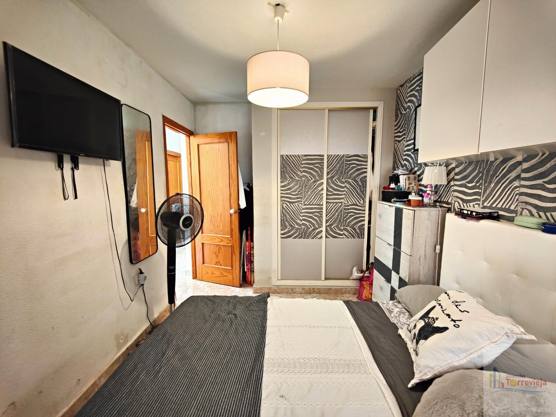 For sale of chalet in Torrevieja
