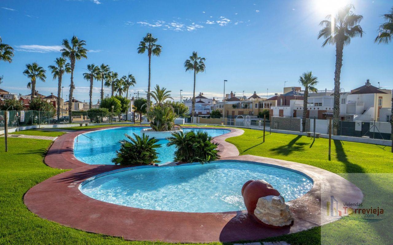 For sale of chalet in Torrevieja