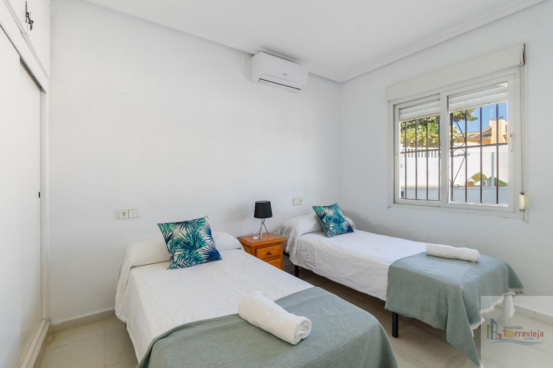 For sale of villa in Orihuela Costa