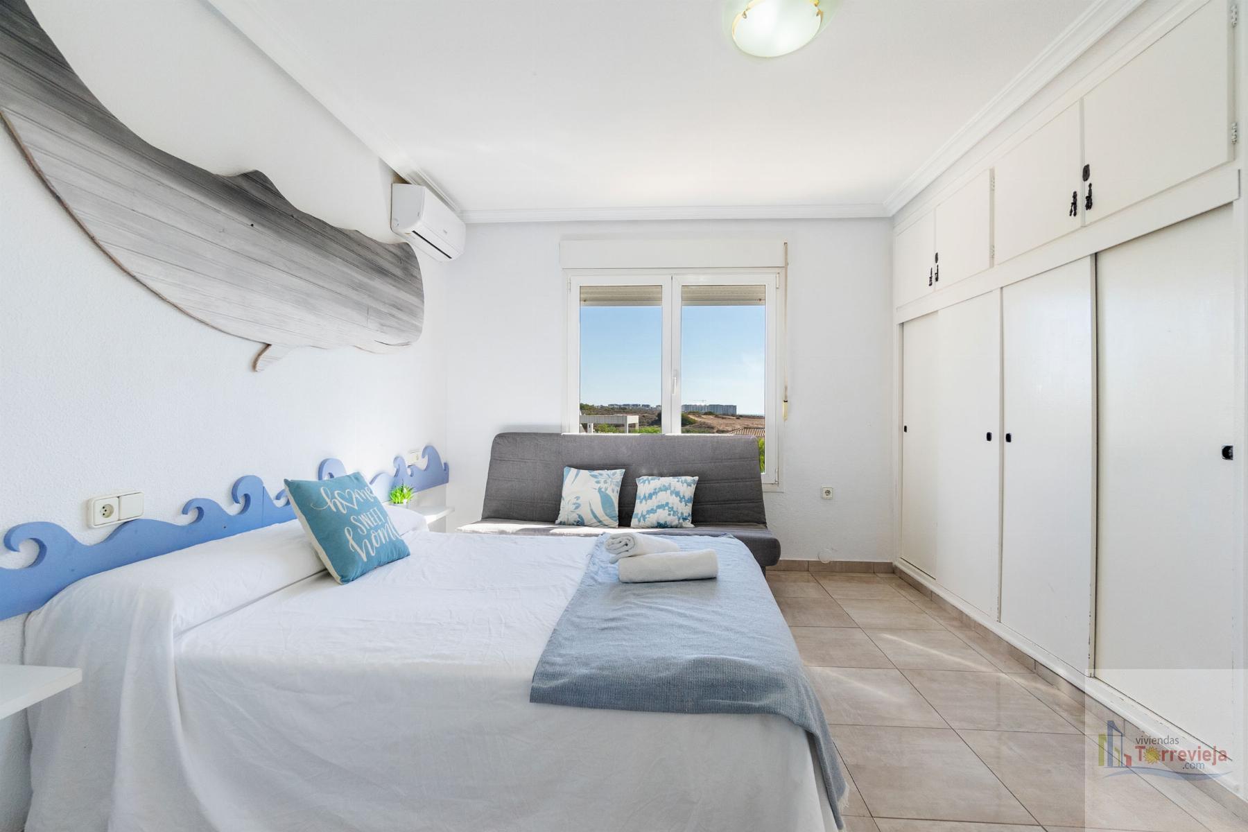 For sale of villa in Orihuela Costa