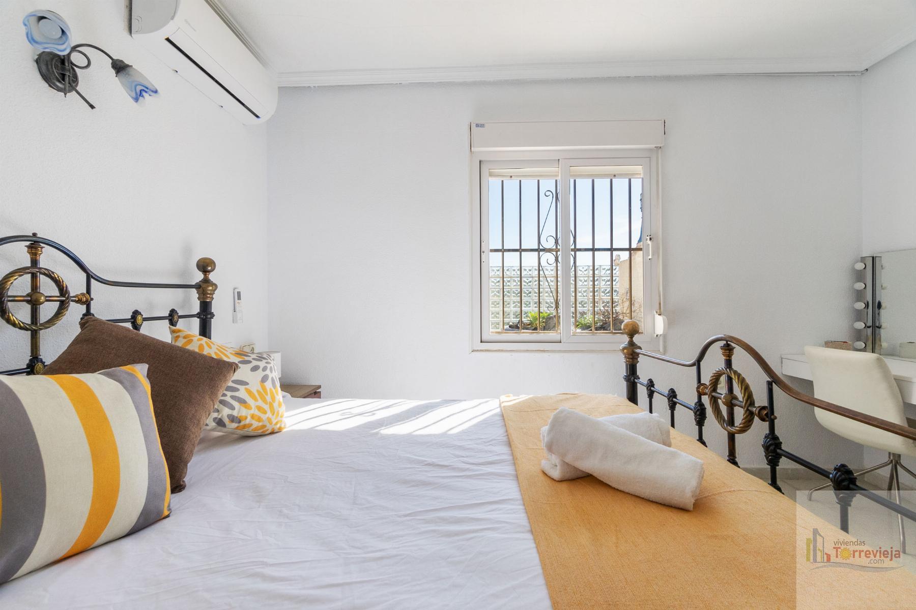 For sale of villa in Orihuela Costa