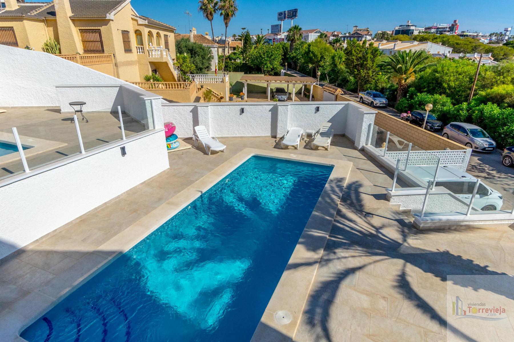 For sale of villa in Orihuela Costa