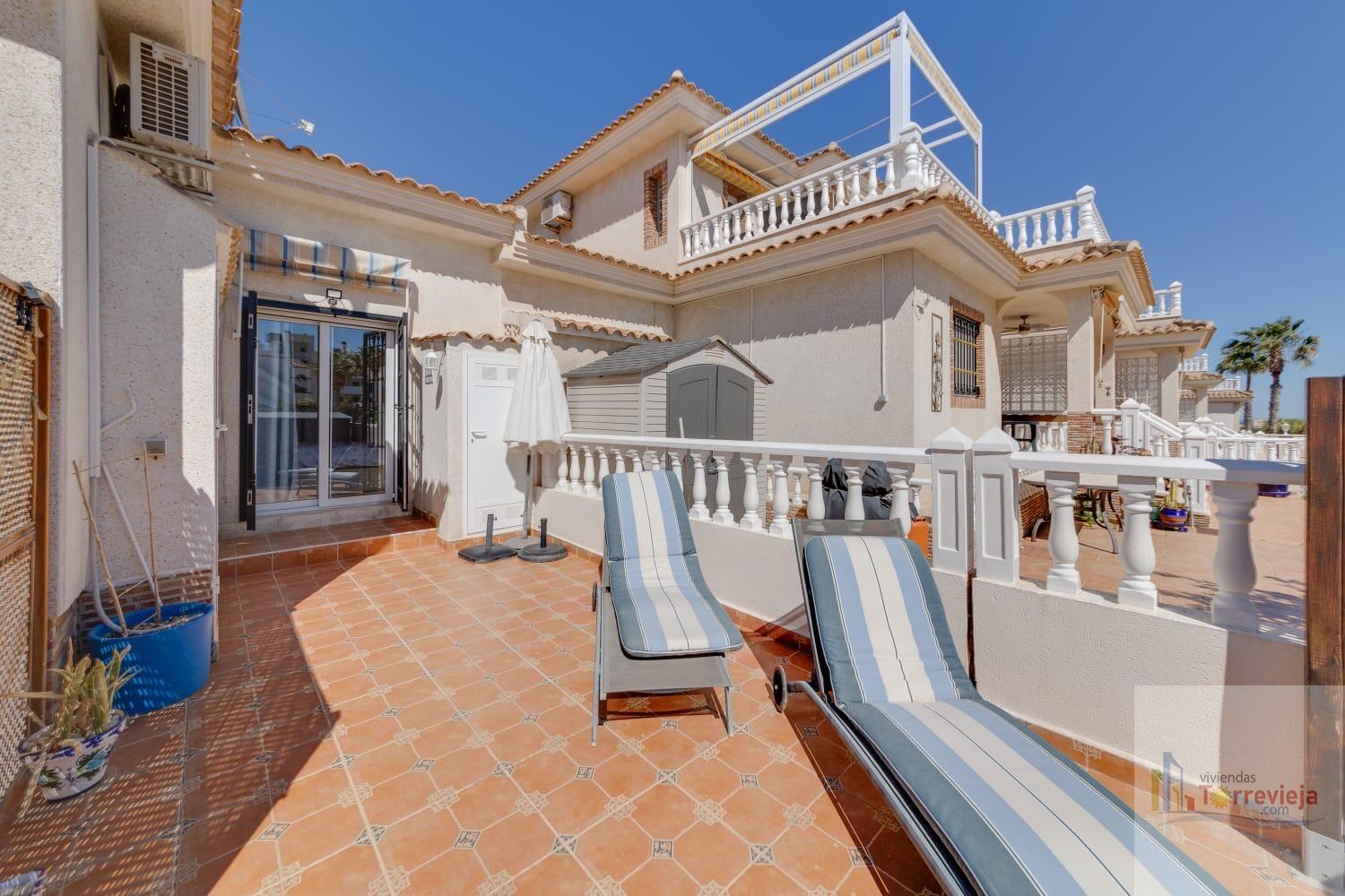 Venta de chalet en Orihuela Costa