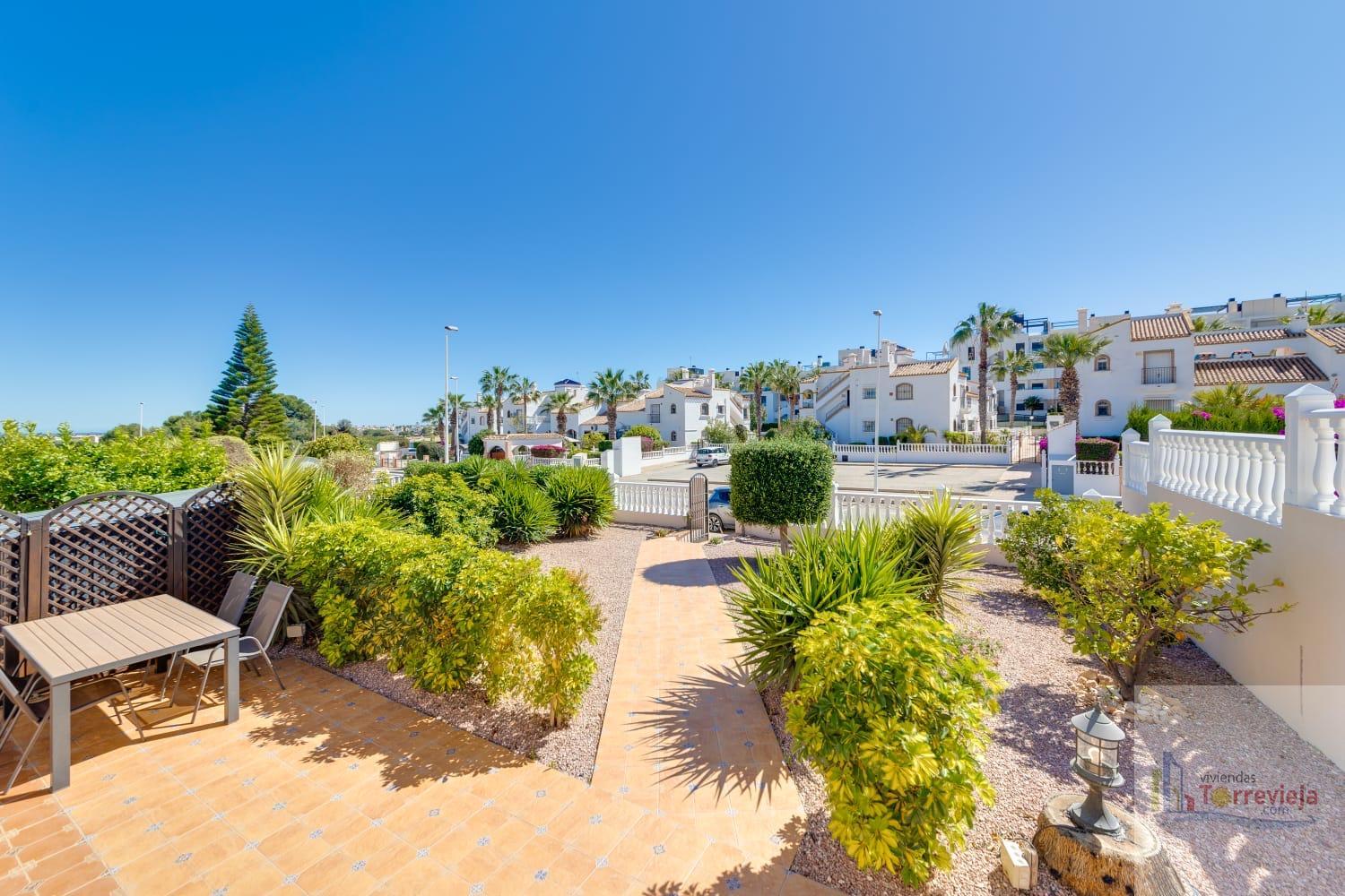 Venta de chalet en Orihuela Costa