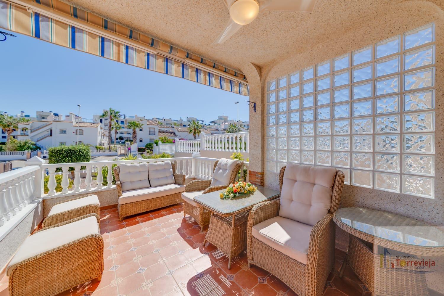 Venta de chalet en Orihuela Costa