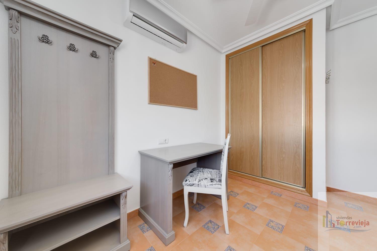 Venta de chalet en Orihuela Costa