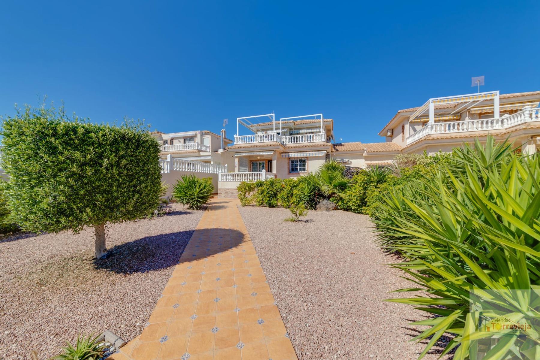 Venta de chalet en Orihuela Costa