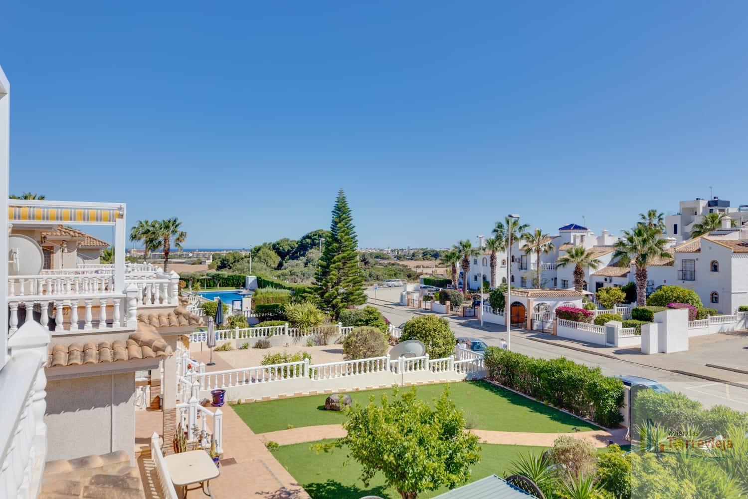 Venta de chalet en Orihuela Costa