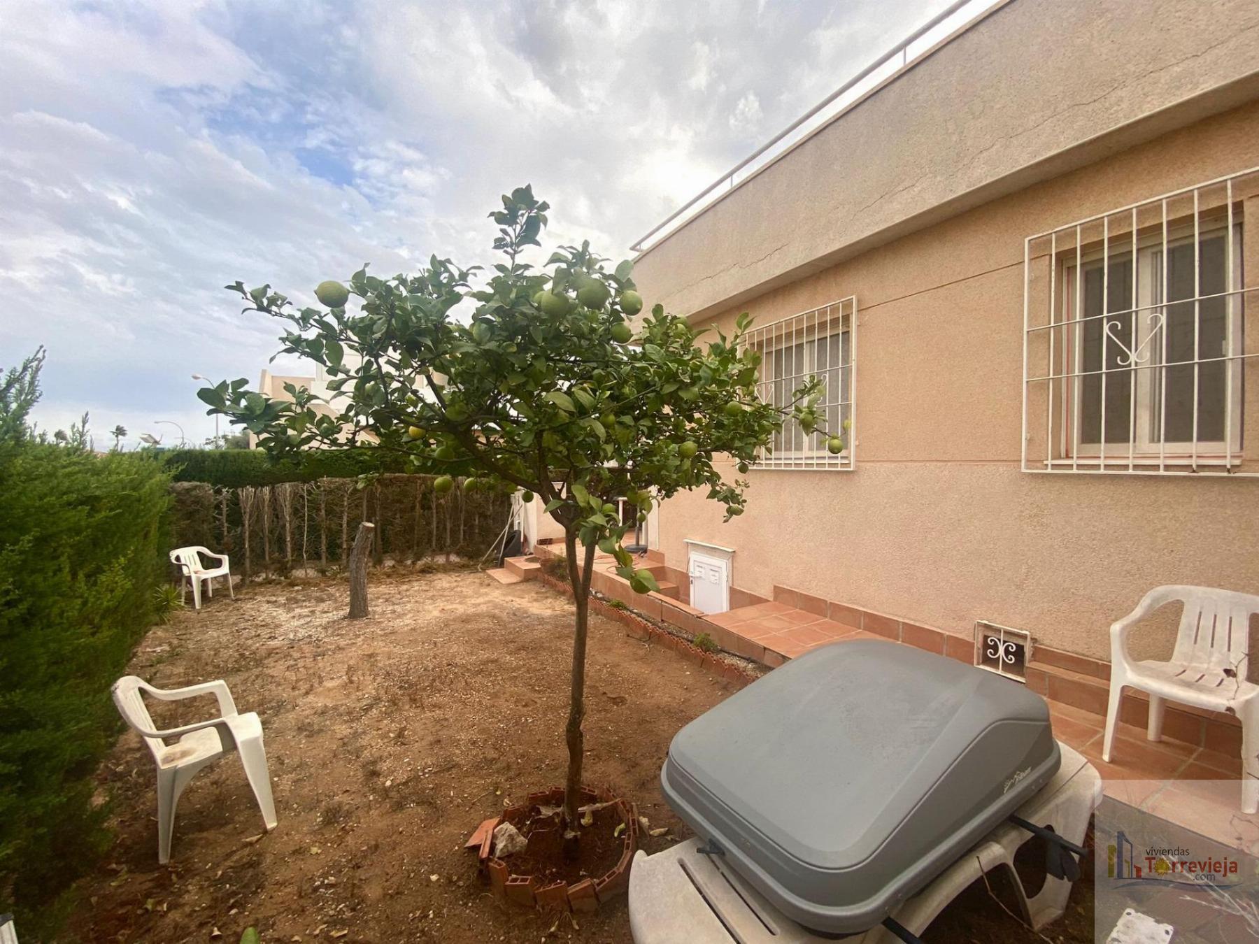 For sale of bungalow in Torrevieja