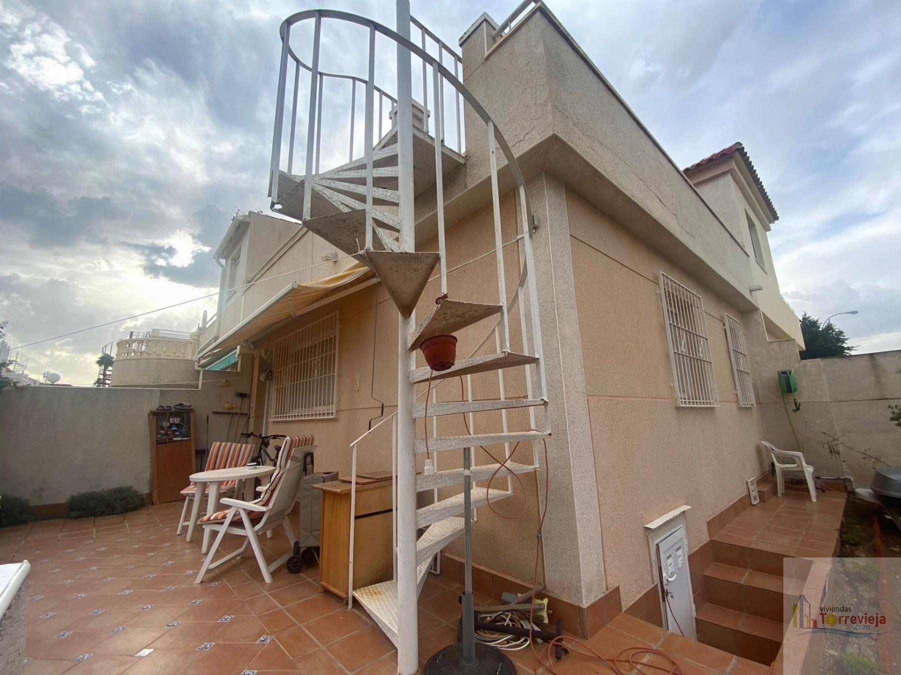 For sale of bungalow in Torrevieja