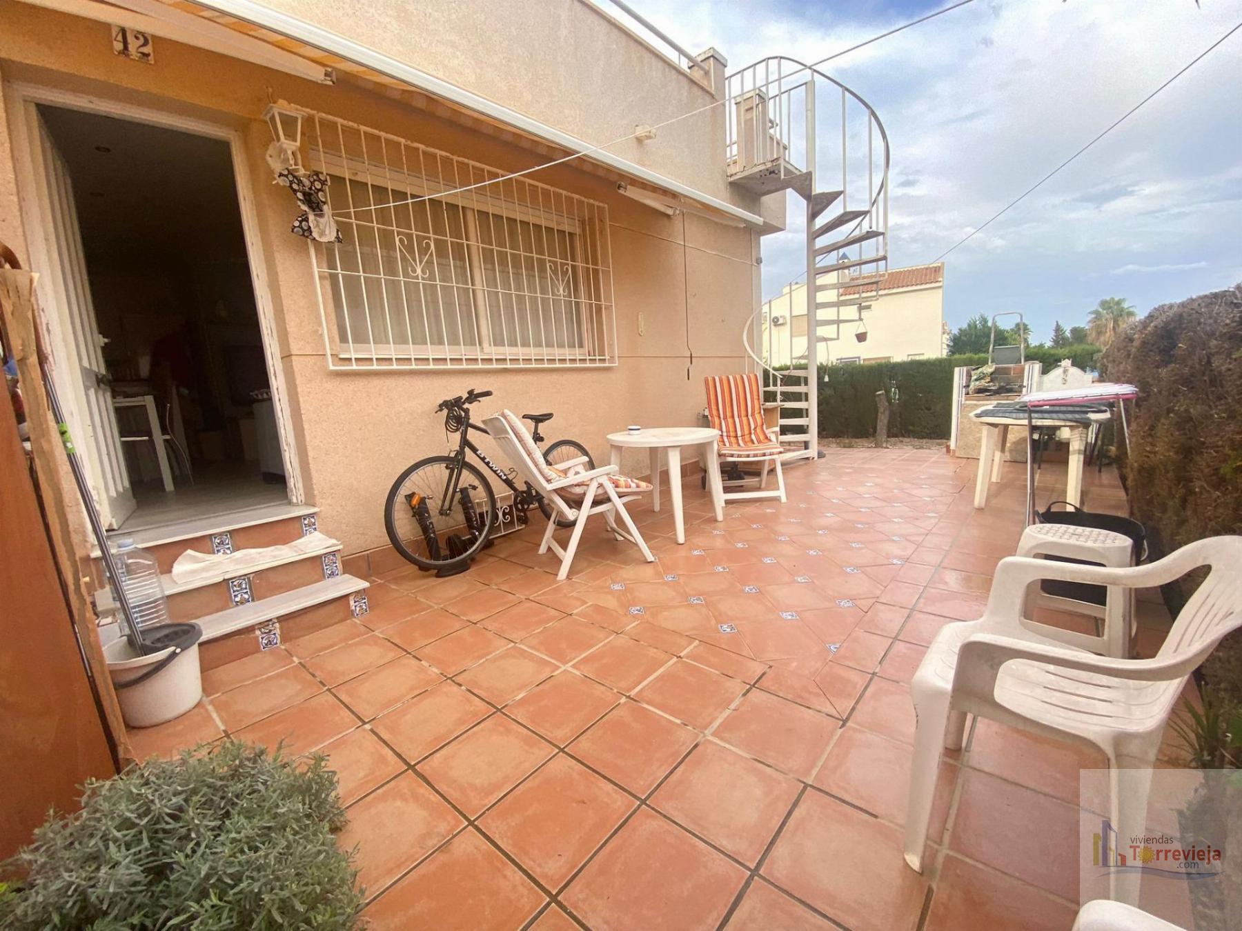 For sale of bungalow in Torrevieja