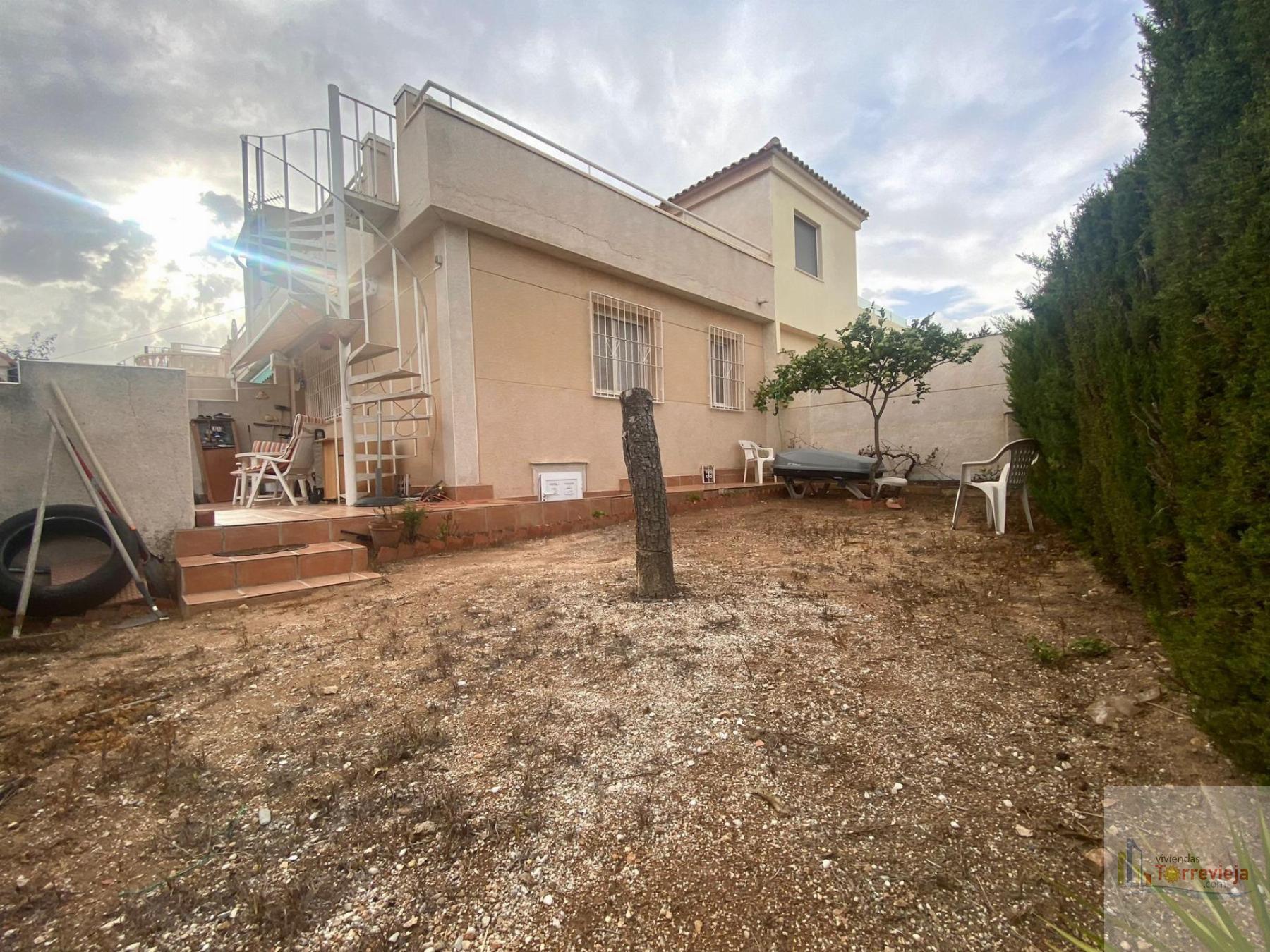 For sale of bungalow in Torrevieja
