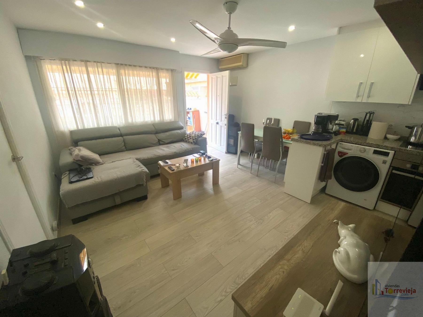 For sale of bungalow in Torrevieja