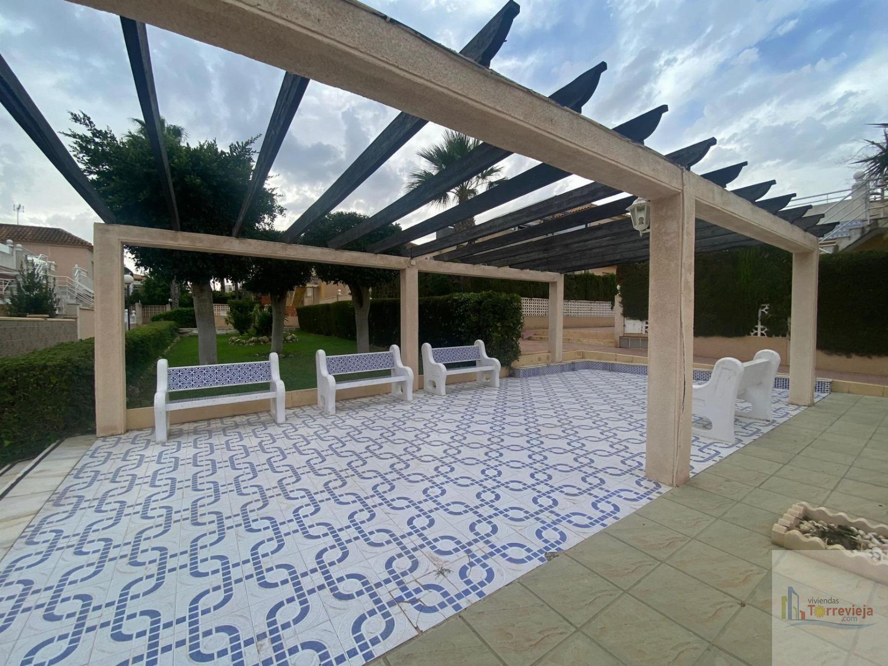 For sale of bungalow in Torrevieja