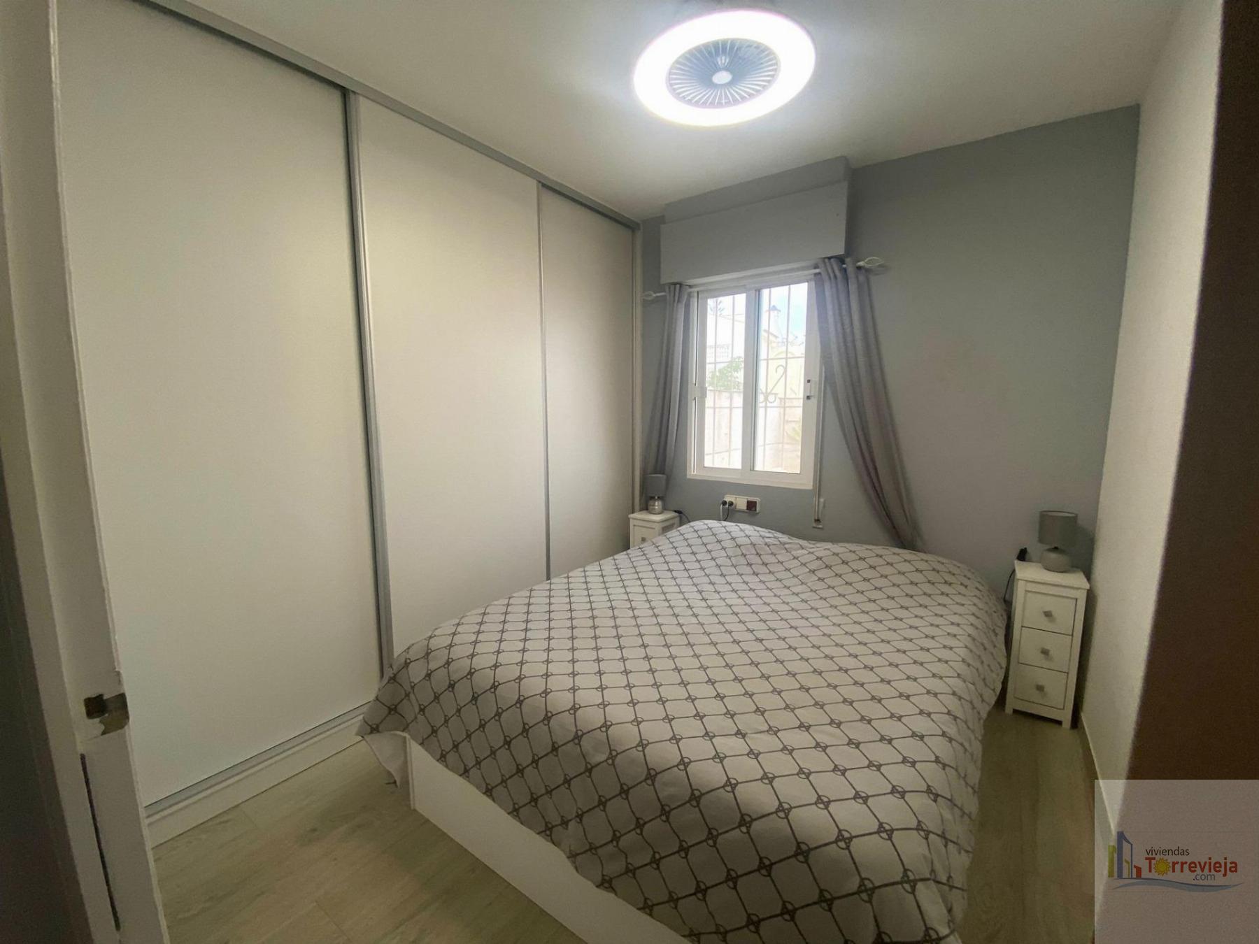 For sale of bungalow in Torrevieja