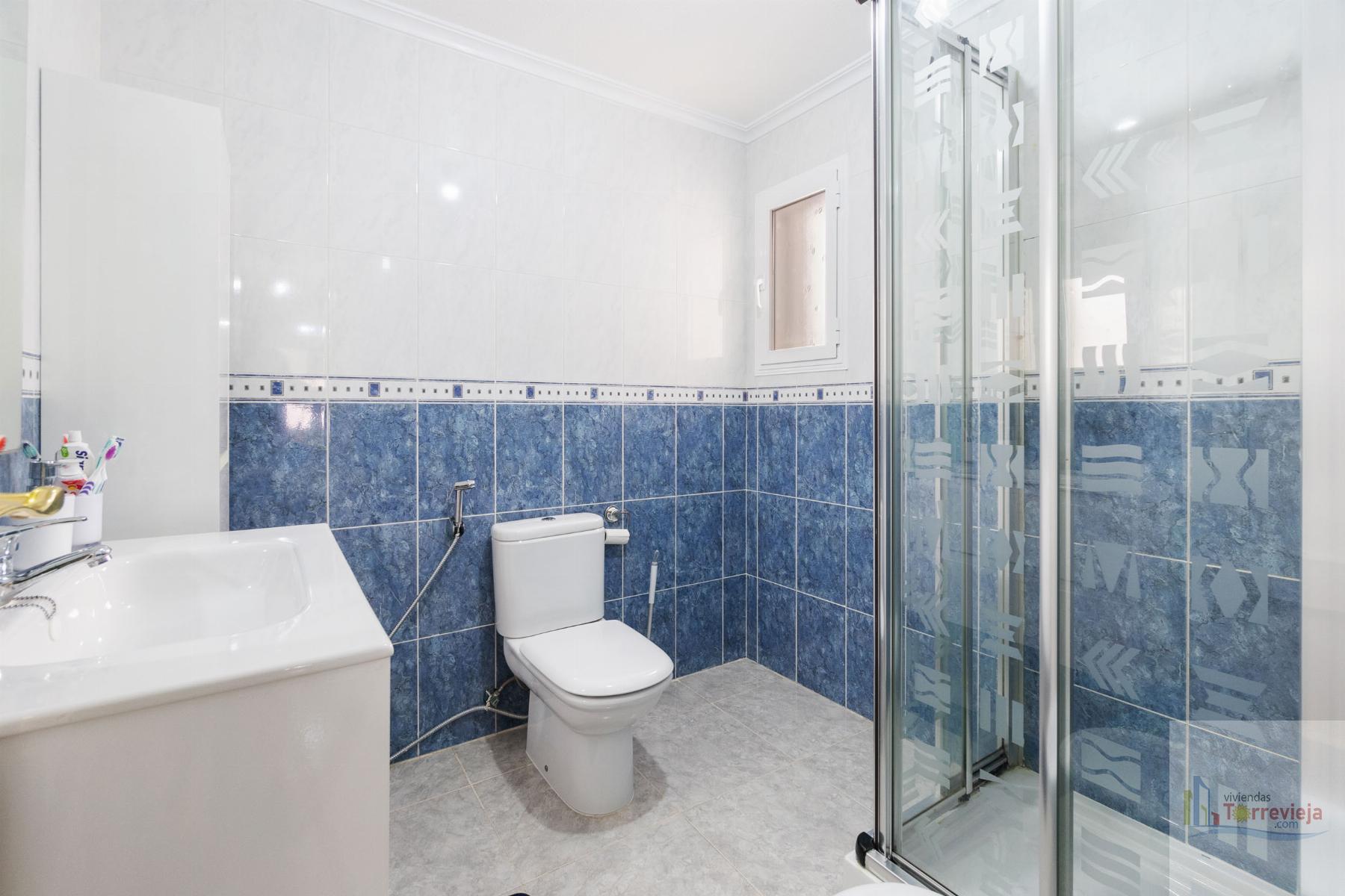 For sale of apartment in Los Montesinos