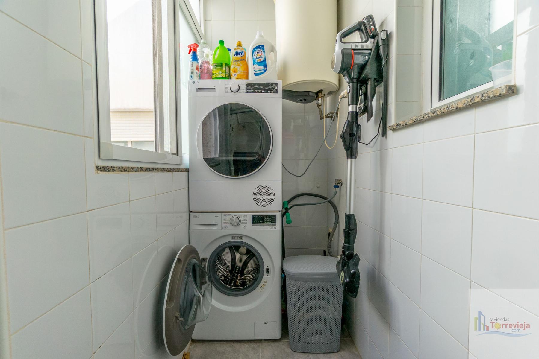 For sale of apartment in Los Montesinos