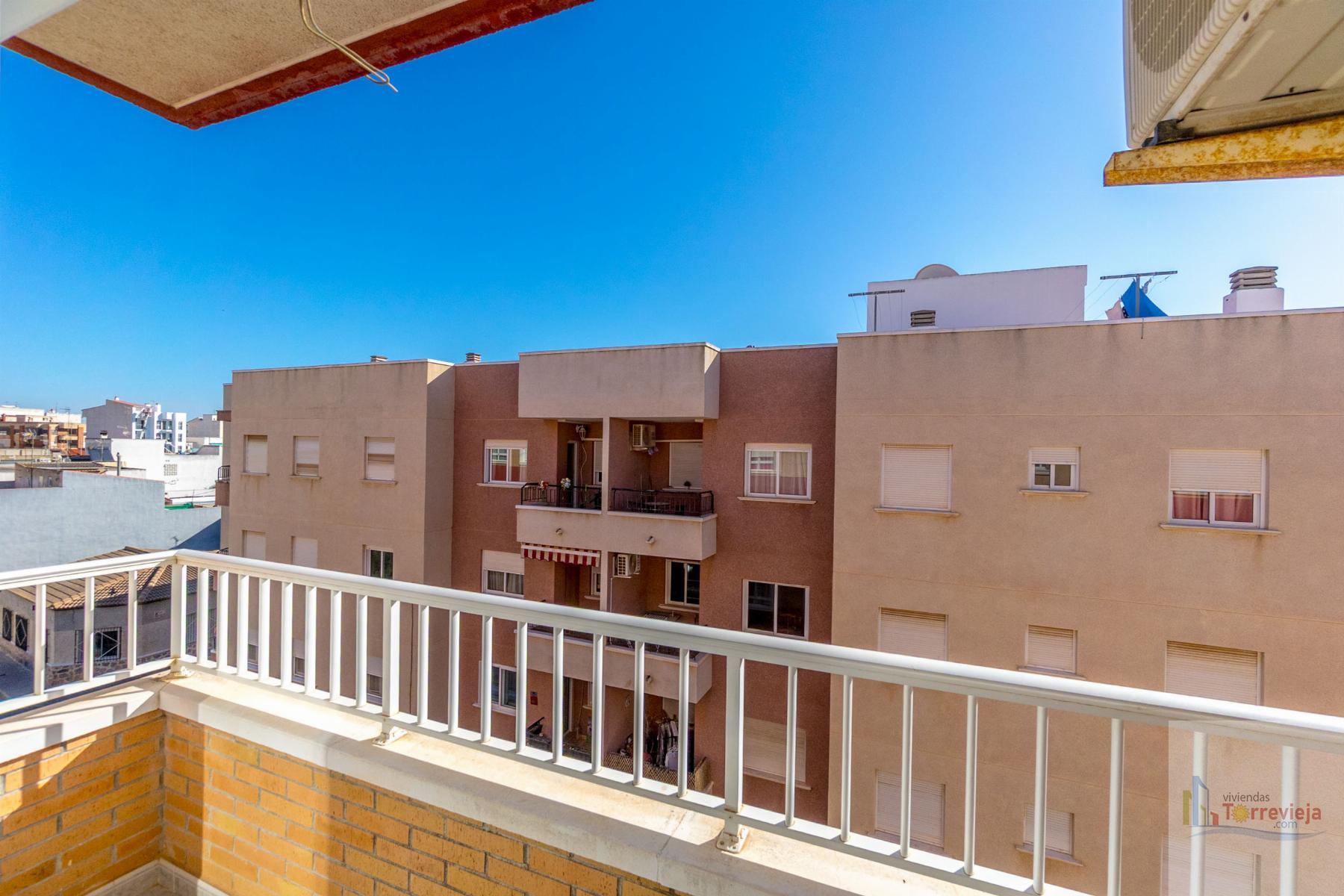 For sale of apartment in Los Montesinos