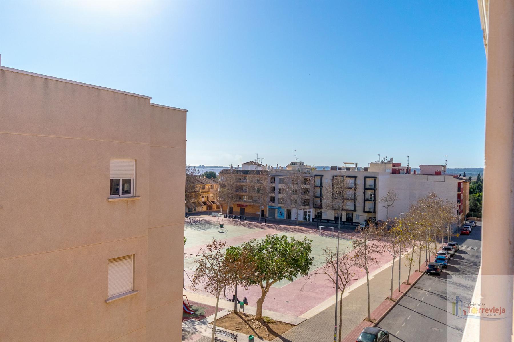 For sale of apartment in Los Montesinos