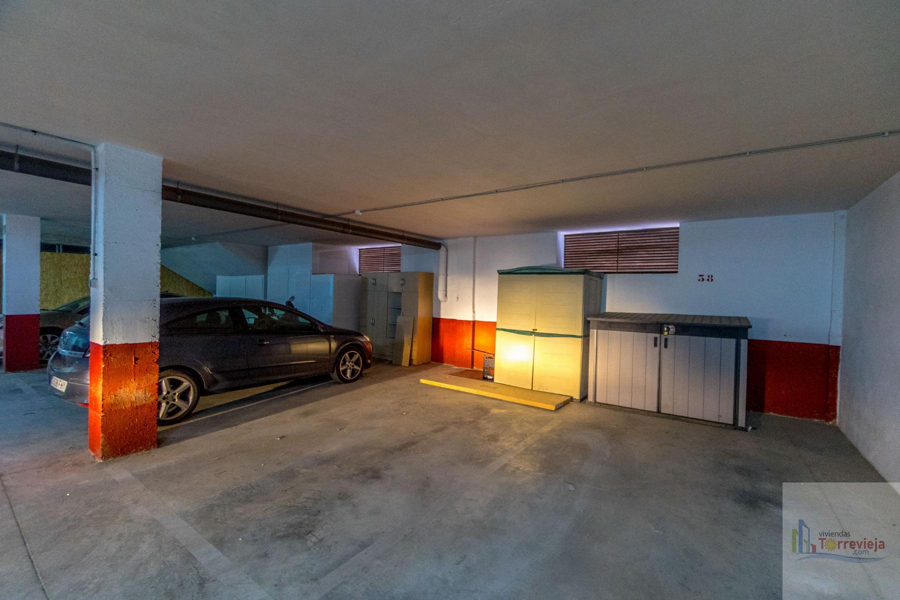 For sale of apartment in Los Montesinos