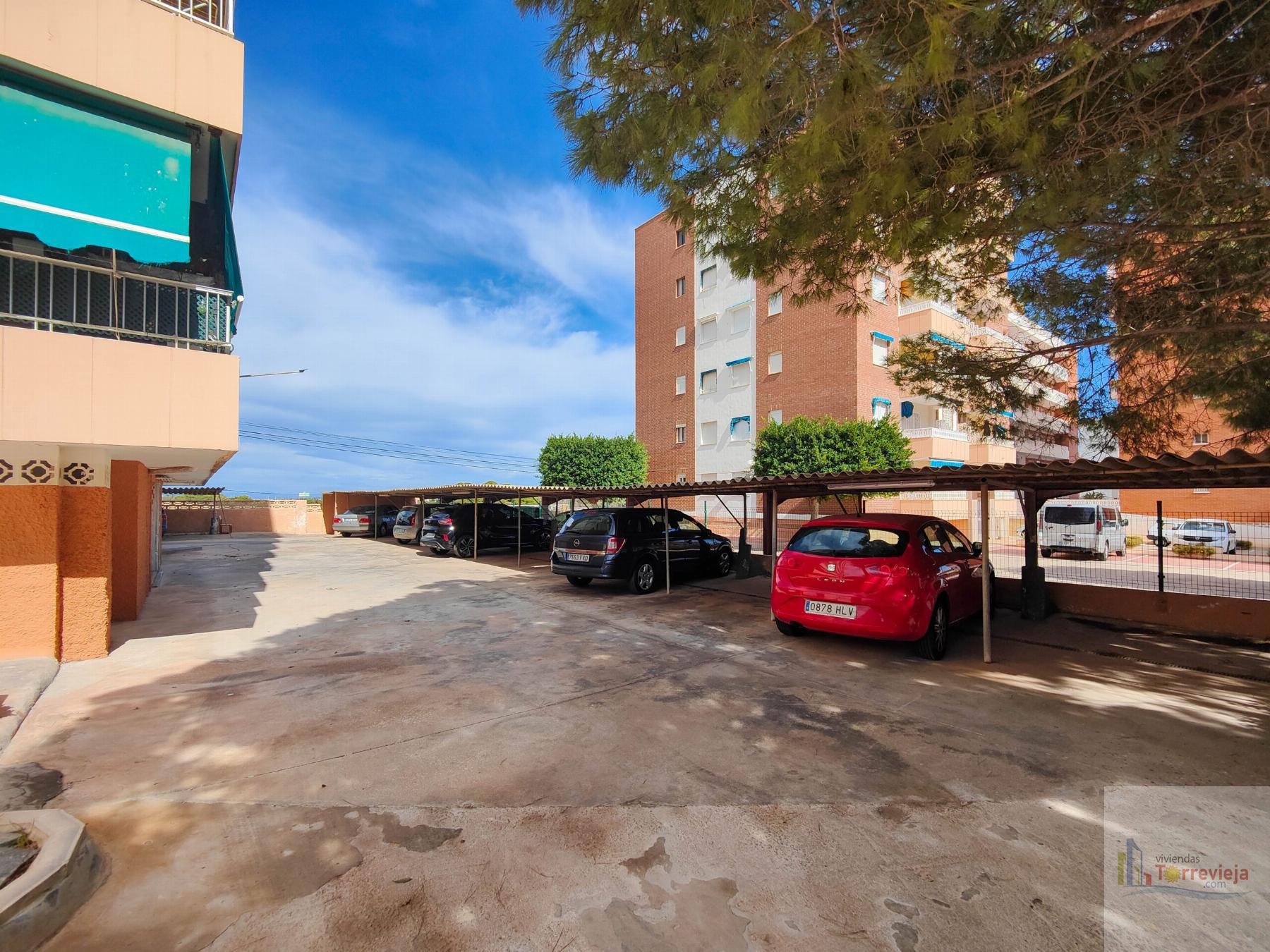 For sale of apartment in Orihuela Costa
