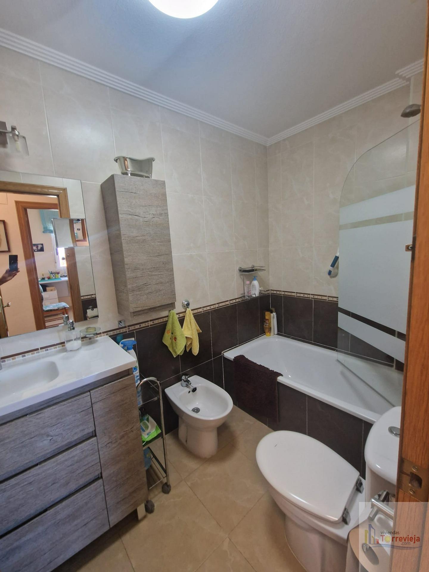 For sale of apartment in Torrevieja