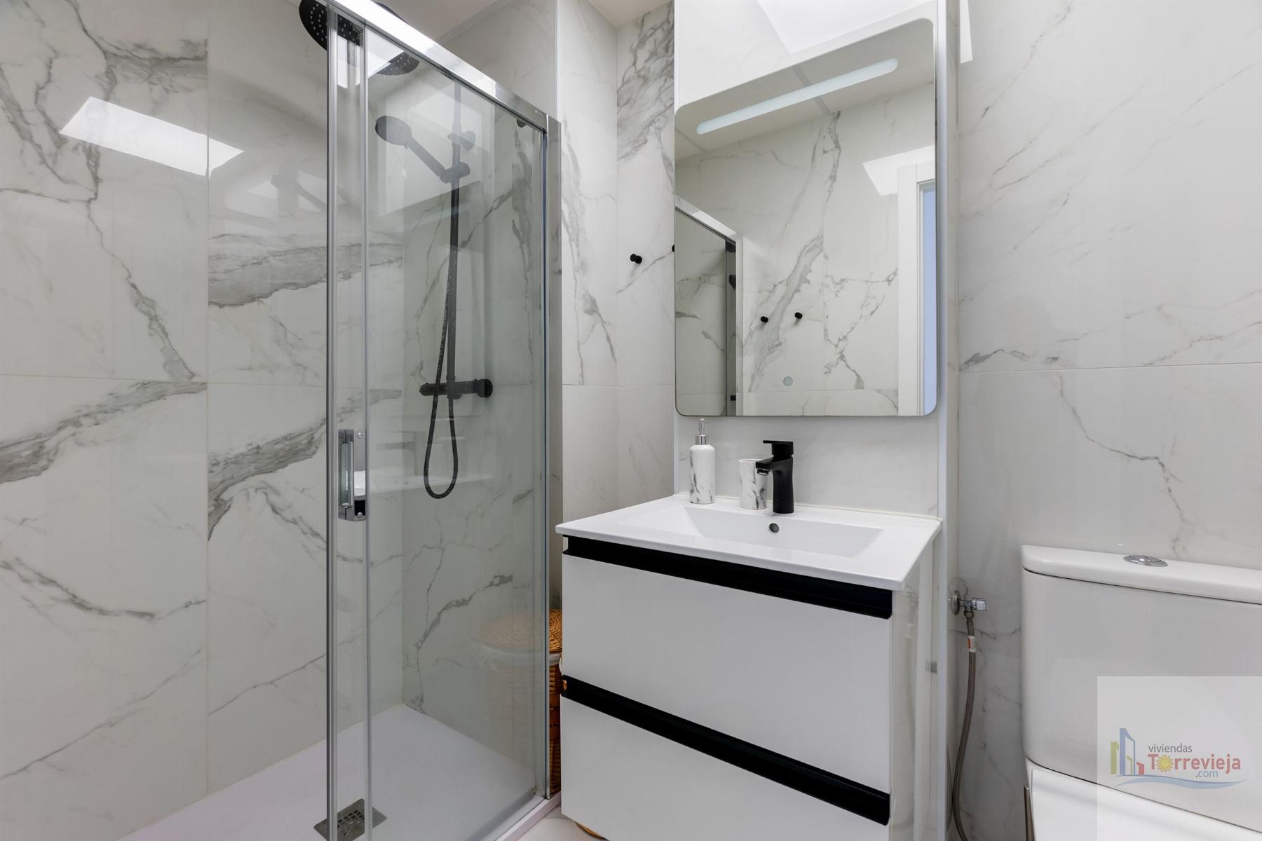 For sale of apartment in Torrevieja