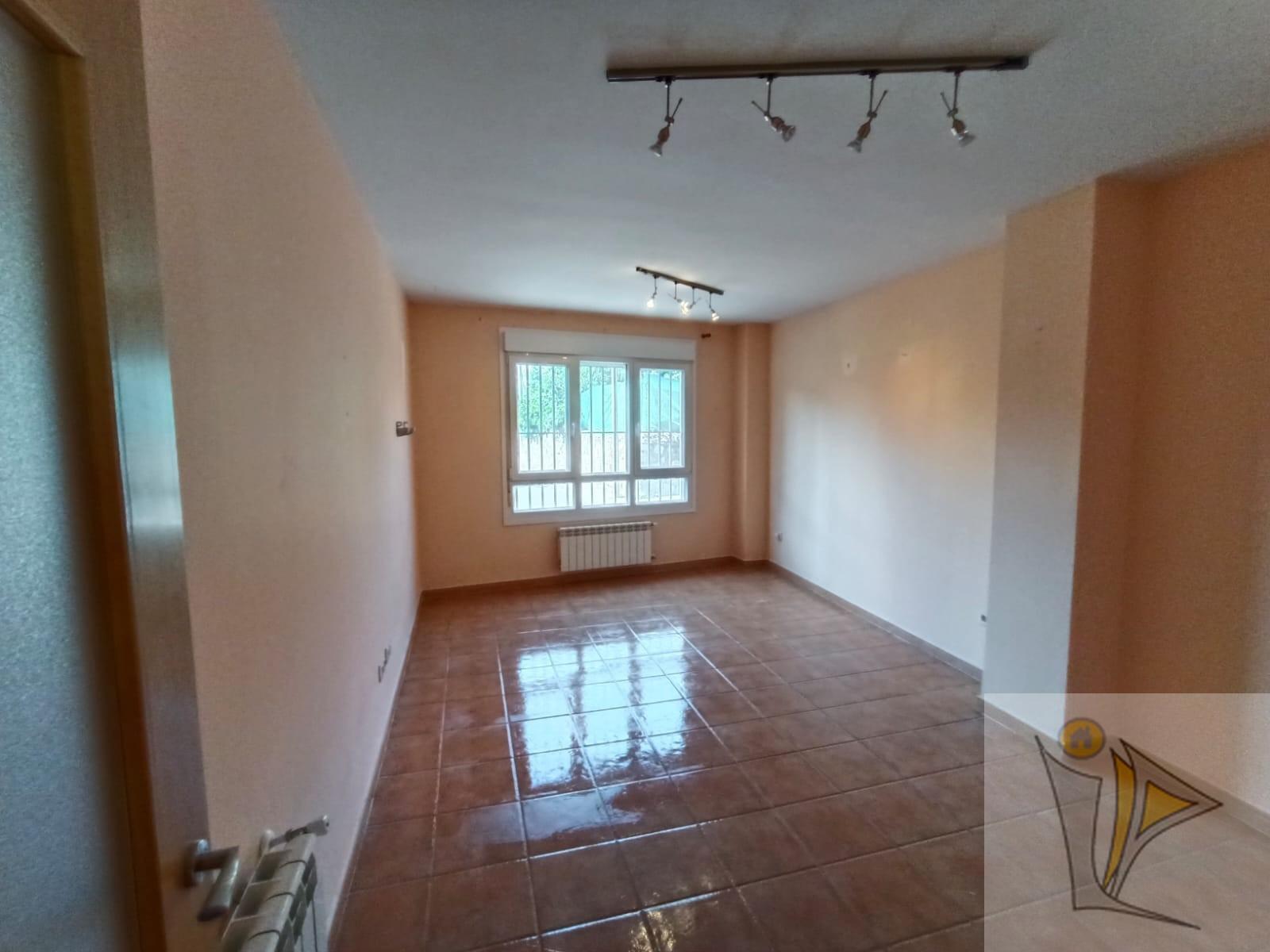 Venta de piso en Navalagamella