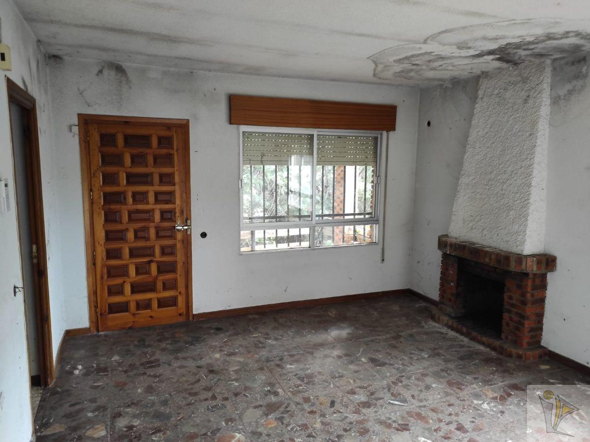 Venta de chalet en Villa del Prado